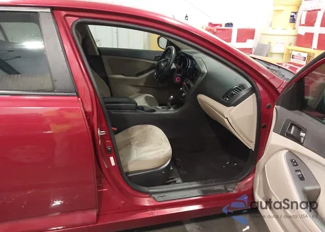 2013 Kia Optima Lx z USA, uszkodzony, nr VIN 5XXGM4A79DG134404